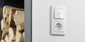 JUNG KNX Taster F 10 bei Matthias Krell Kälteanlagenbauer- u. Elektroinstallateurmeister in Grömitz